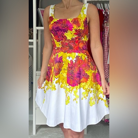 Karen Millen Bright Floral A-Line Cotton Dress Size 6 - Picture 2 of 6